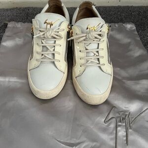 Guiseppe Zanotti Zipper Sneakers with Dustbag